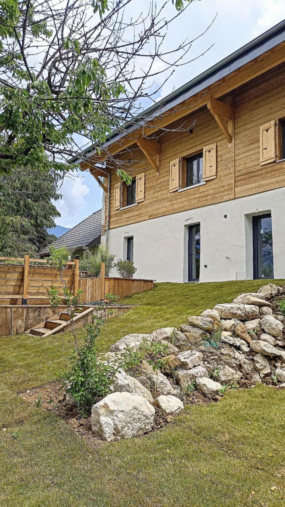La Grange Savoyarde-Spa-Piscine-Proche Lac-Charme-Detente- 3 Etoiles Lathuile Exteriör bild