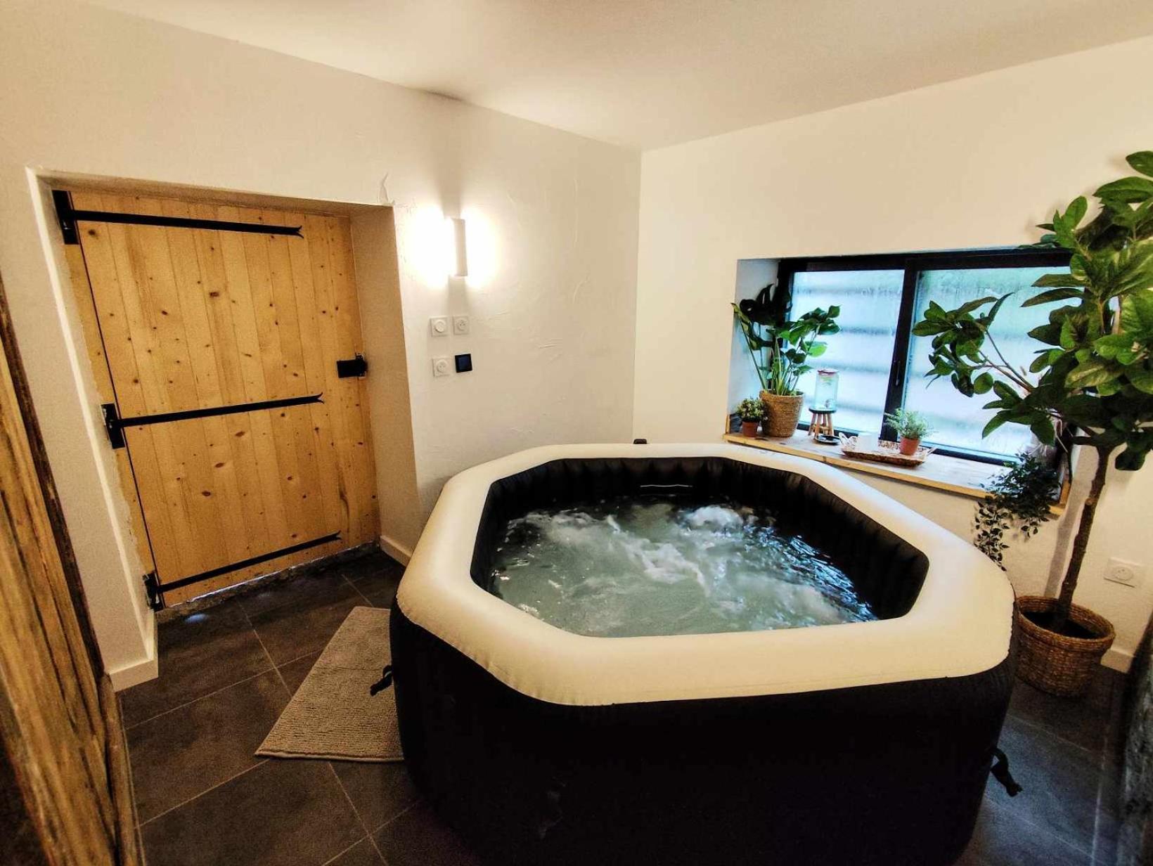 La Grange Savoyarde-Spa-Piscine-Proche Lac-Charme-Detente- 3 Etoiles Lathuile Exteriör bild
